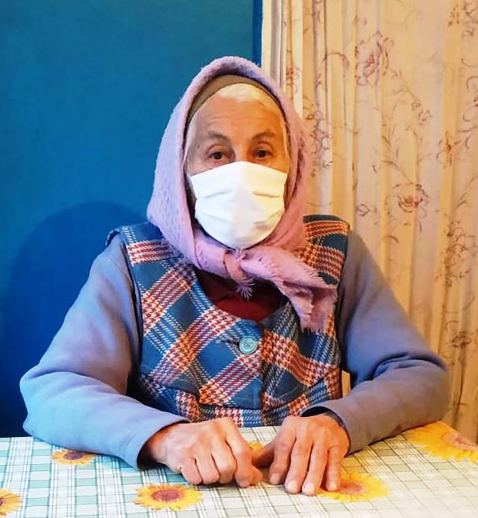 Supporting older people in Ukraine - HelpAge International
