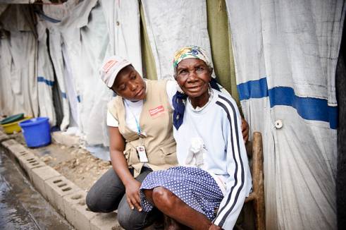  _219_https://www.helpage.org/silo/images/-diliane-80-haiti-with-helpage-community-nurse-marielourdes-etienne_491x326.jpg