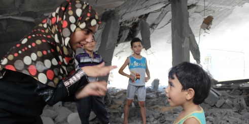  _70_https://www.helpage.org/silo/images/ahlam-gaza--august-2014_491x246.jpg