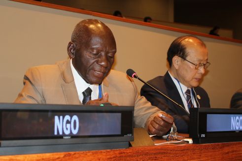  _553_https://www.helpage.org/silo/images/elisha-at-csocd-56_491x327.jpg