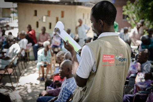  _281_https://www.helpage.org/silo/images/haiti-six-months-on-helpage-working_491x327.jpg