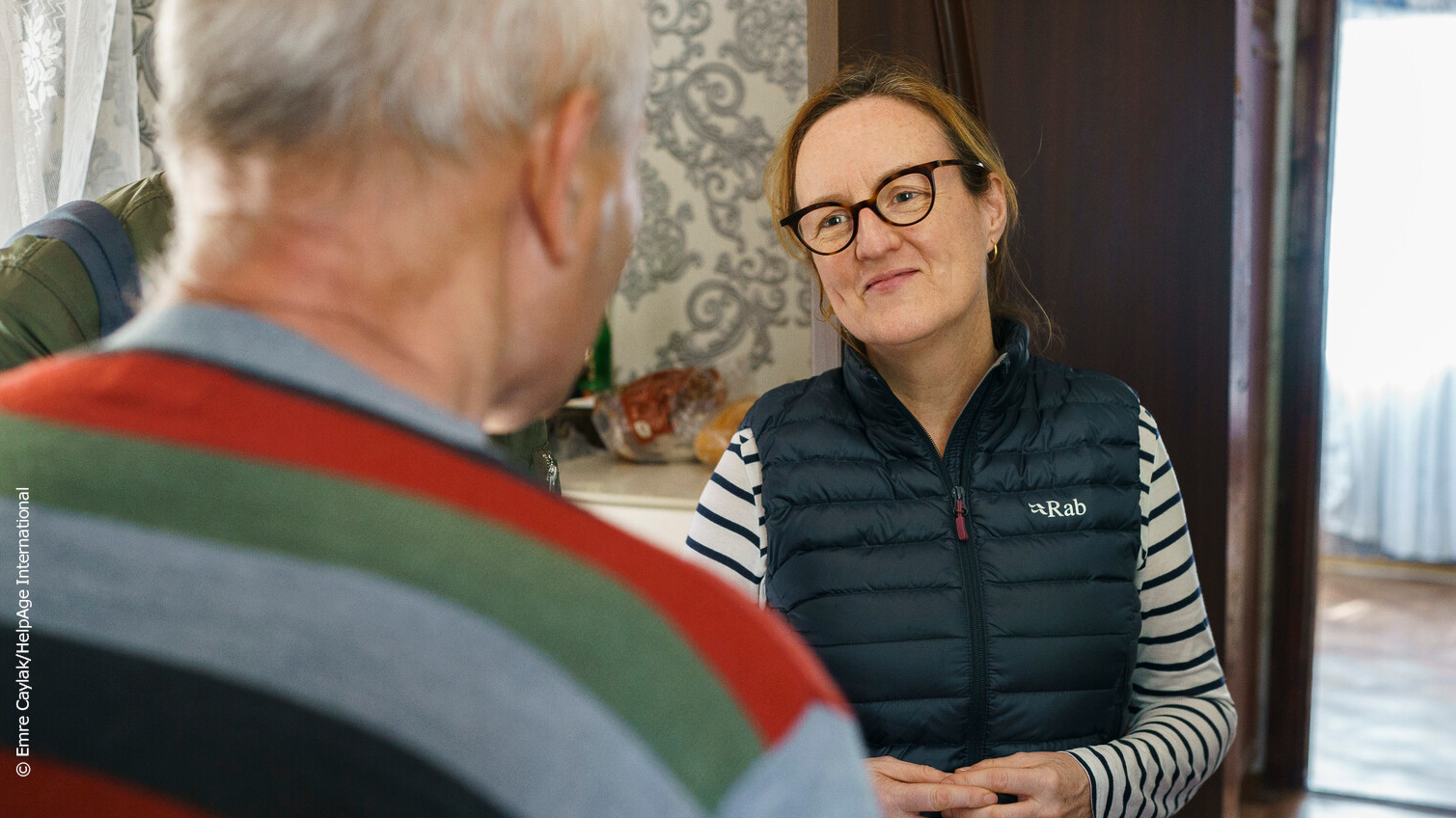 _982_https://www.helpage.org/silo/images/orla-murphy-visites-older-people_1509x848.png