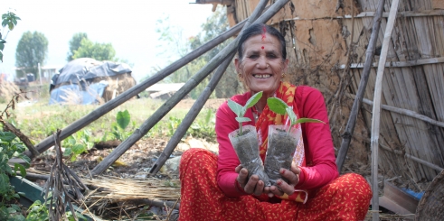_635_https://www.helpage.org/silo/images/saran-nepal-oneyear-anniversary_491x245.jpg