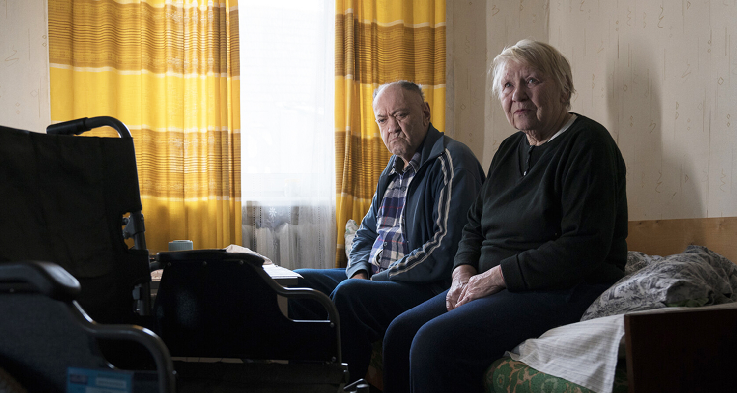 _405_https://www.helpage.org/silo/images/ukraine-lyubov--76--and-husband_1500x800.jpg