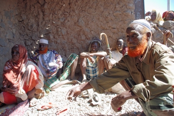  _350_https://www.helpage.org/silo/images/blogs/18_1287659416.jpg