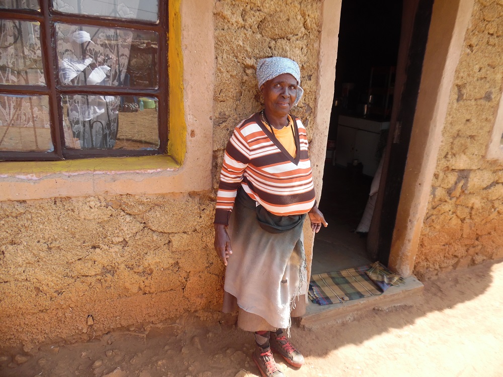 _816_https://www.helpage.org/silo/images/mateboho-lehotla-lesotho_1000x750.jpg
