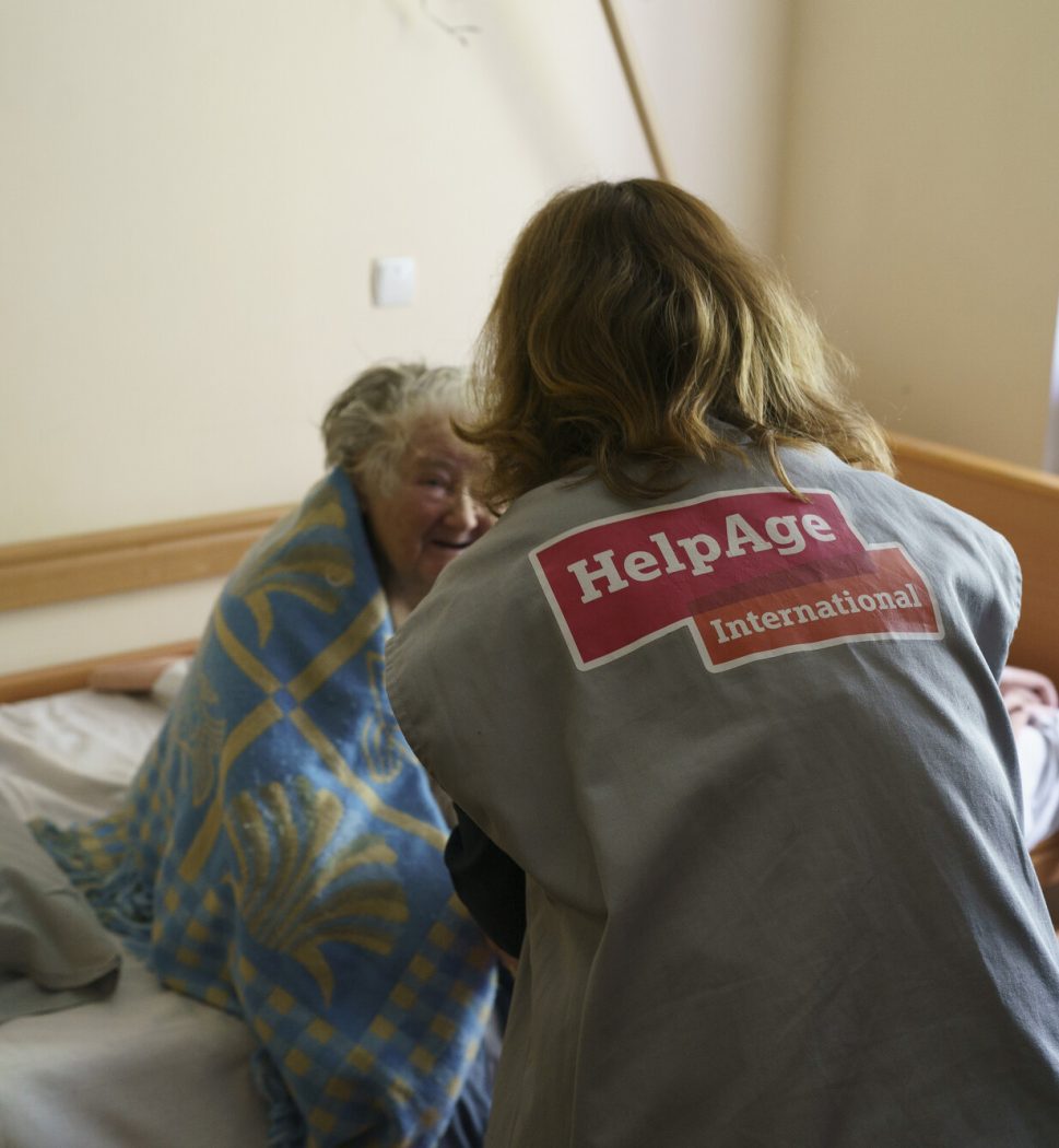 New report sheds light on the gaps in evacuation support for older ...